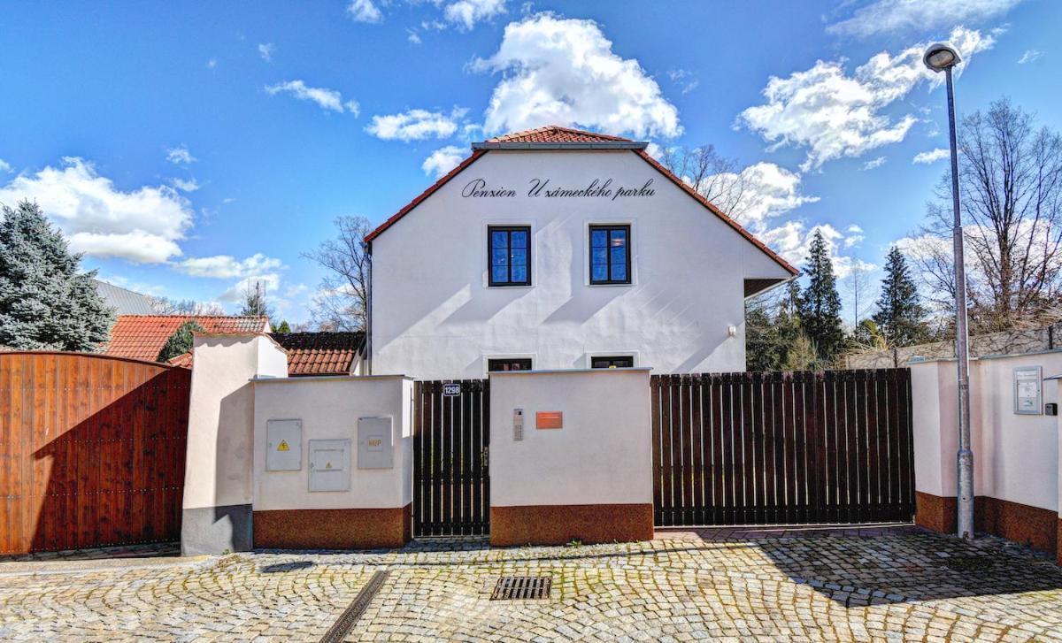 Penzion U zámeckého parku Třeboň Exteriér fotografie