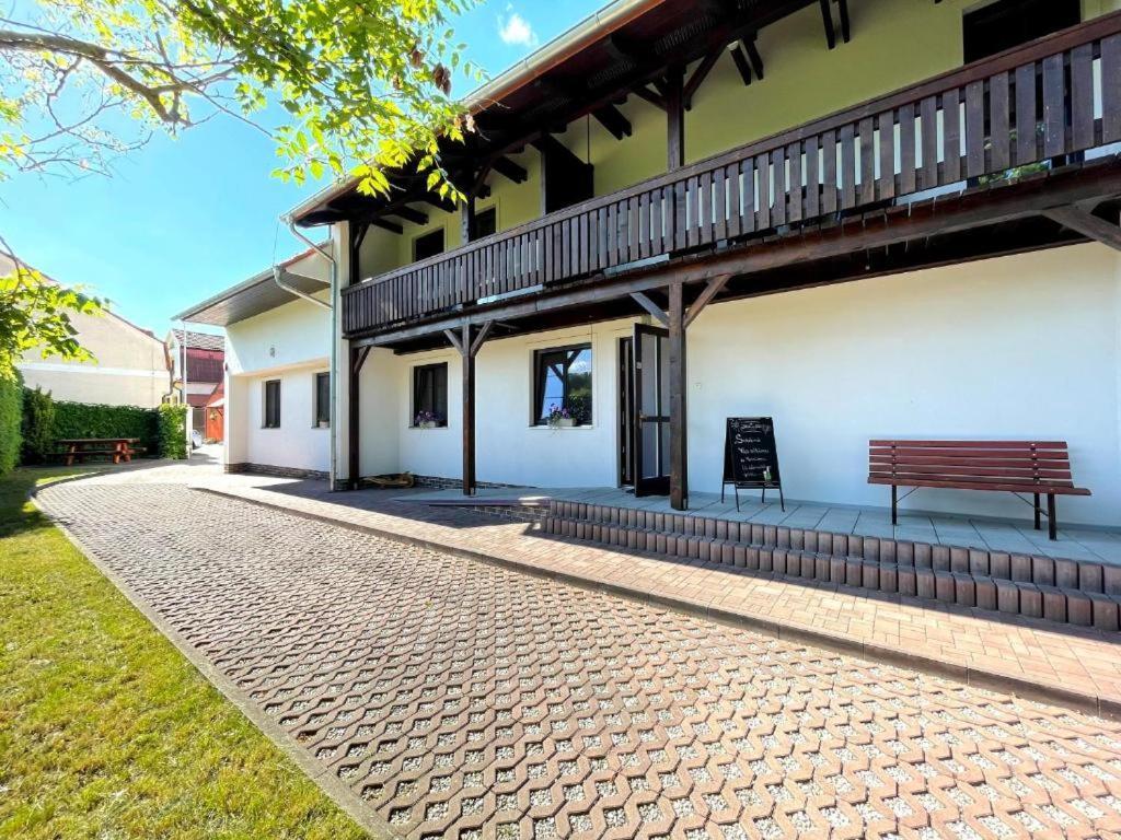 Penzion U zámeckého parku Třeboň Exteriér fotografie
